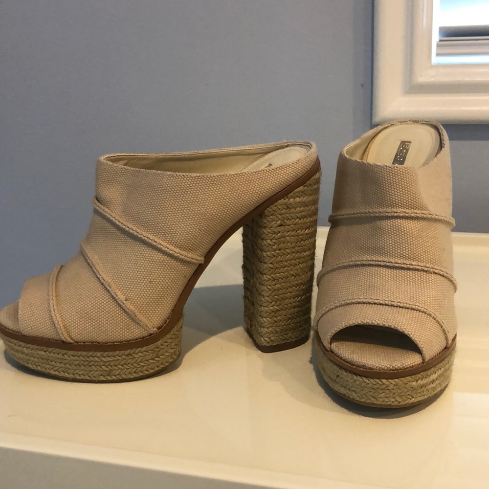 BCBG heels